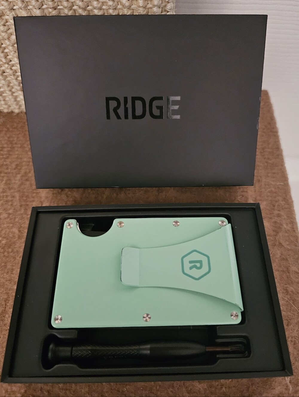 Ridge Minimalist Slim Wallet in Eucalyptus